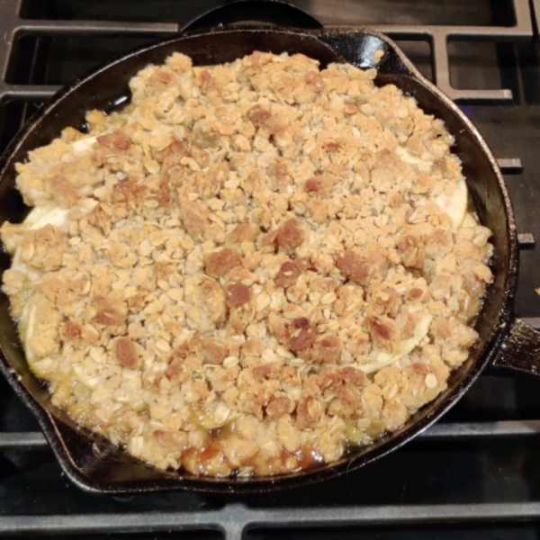 Apple Maple Crumble Pie
