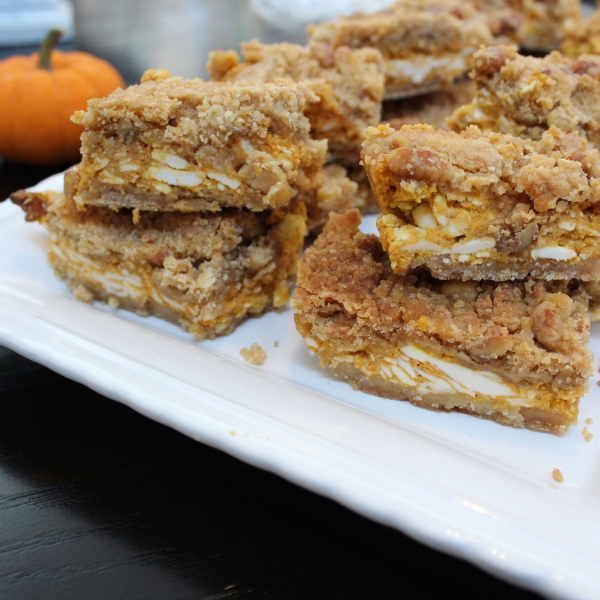 Pumpkin Cheesecake Bars with Streusel