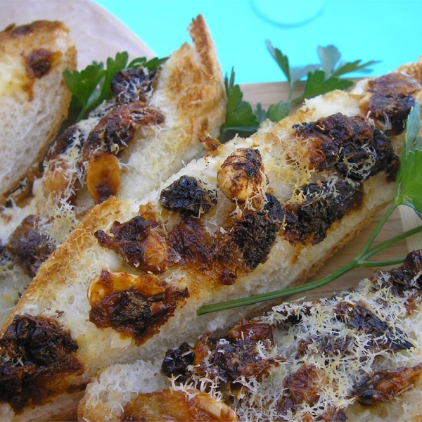 Zola's Adventure Garlic Bread