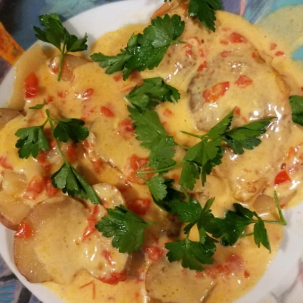 Slow-Cooker Cheesy Chicken & Potatoes