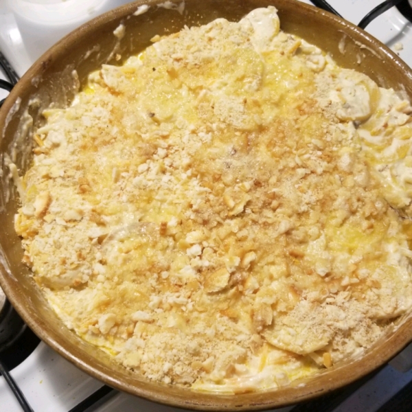 Easy Creamy Squash Casserole
