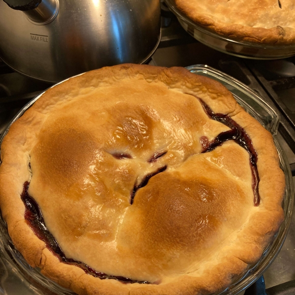 Sweet Washington Cherry Pie