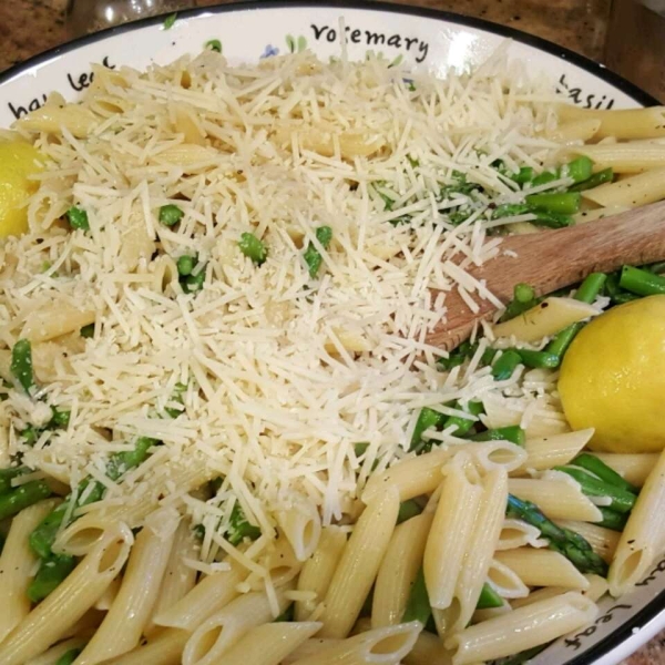 Lemon Asparagus Pasta