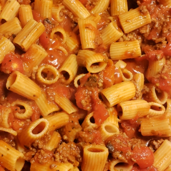 Rigatoni with Pizza Accents