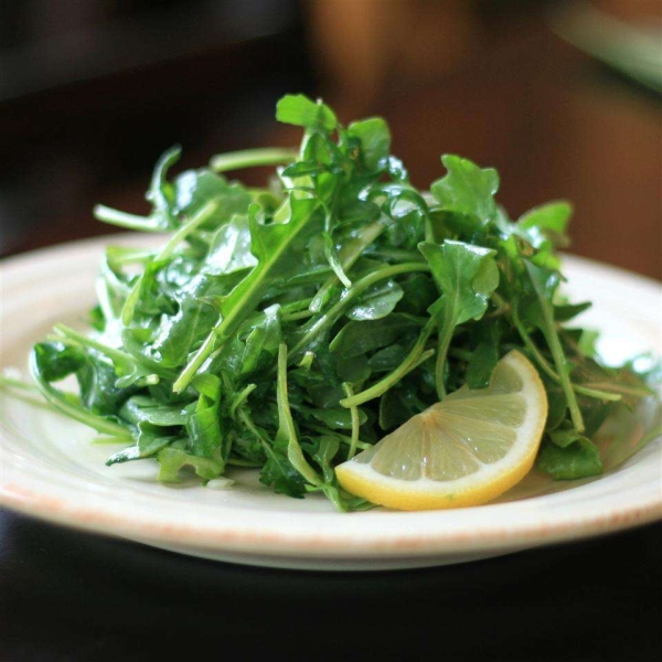 Sandy's Simple Spring Lettuce Salad