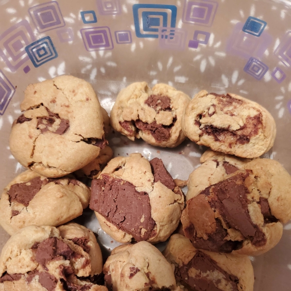 5-Ingredient Easy Chocolate Chip Cookies