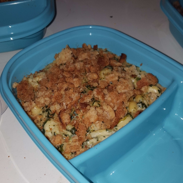 Slow Cooker Spinach and Cauliflower Mac and Cheese