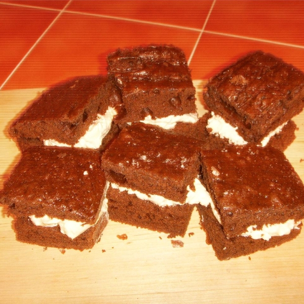 Homemade Cream Filled Individual Sponge Cakes