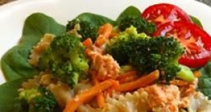 Delicious Salmon Pasta Salad