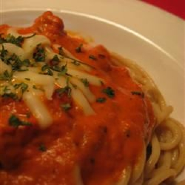 Pasta with Tomato Cream Sauce