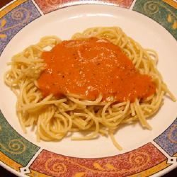 Pasta with Tomato Cream Sauce