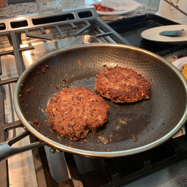 Quinoa Black Bean Burgers