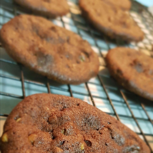 Granola-Chocolate Cookies