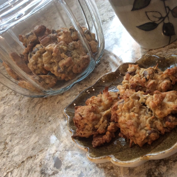 Granola-Chocolate Cookies