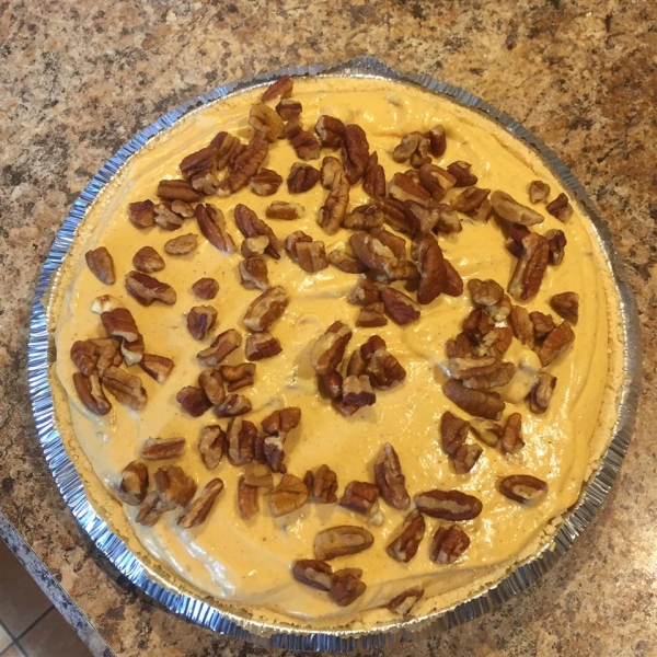 Pumpkin Pecan No-Bake Cheesecake Pie