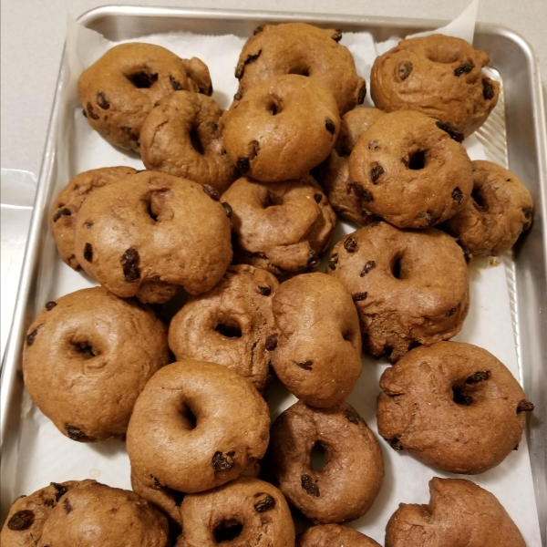 Whole Wheat Cinnamon Raisin Bagels