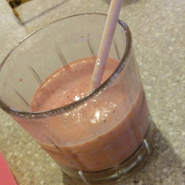 Healthy Strawberry Smoothie