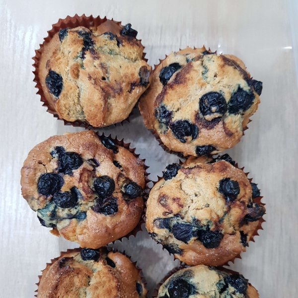 Air Fryer Blueberry Muffins