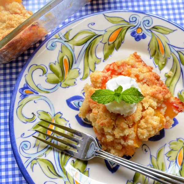 Homemade Peach Crumb Bars