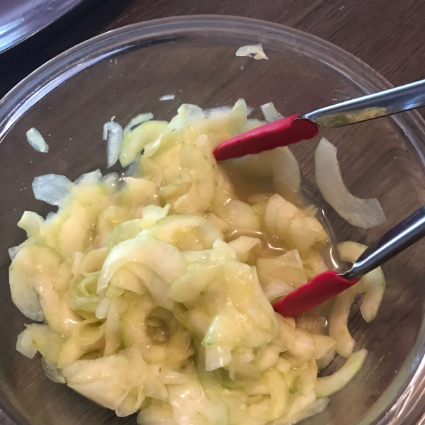 Sunomono (Japanese Cucumber Salad)